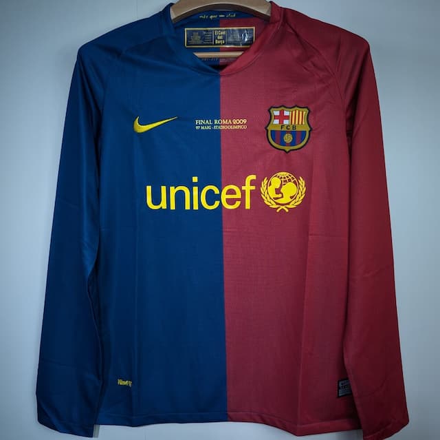 Barcelona Retro Kit Full Sleeve Exclusive Edition