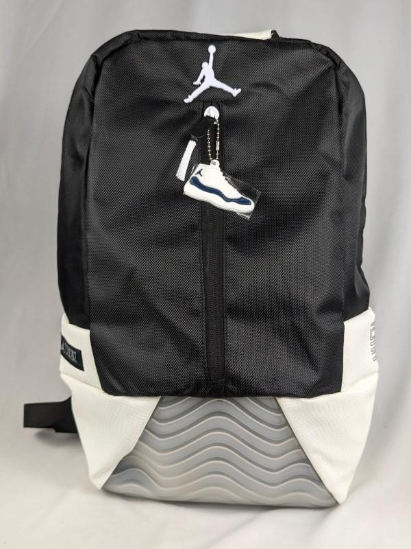Jorden Nike unisex -adult Backpack Black & White