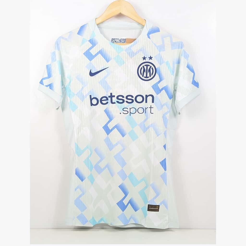 Inter Milan Away 2025/26 Kit Player Version half