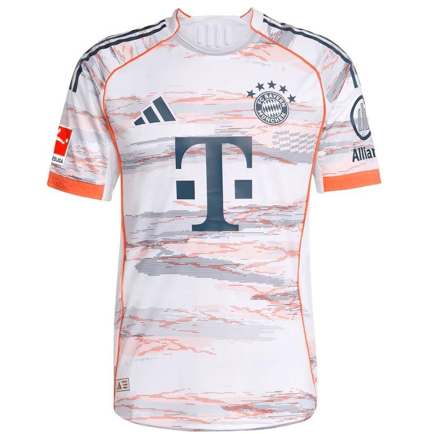 FC Bayern 25/26 Away player Kit Half