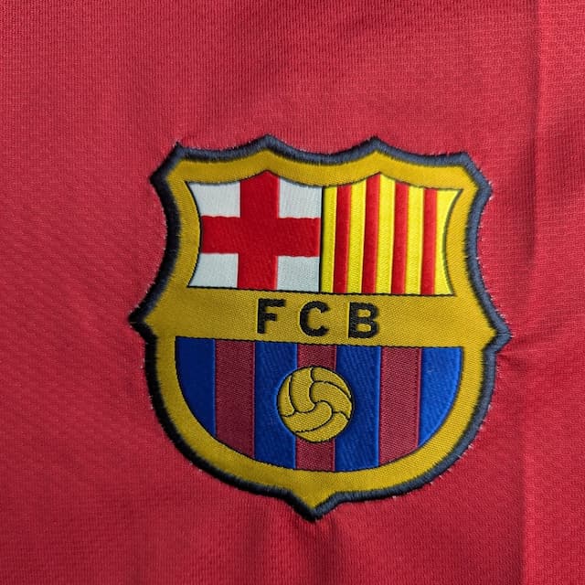 Barcelona Retro Kit Full Sleeve Exclusive Edition