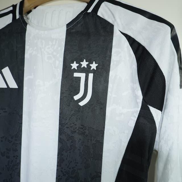 Juventus Home 24-25 Full Sleeve Match Kit Player Edition