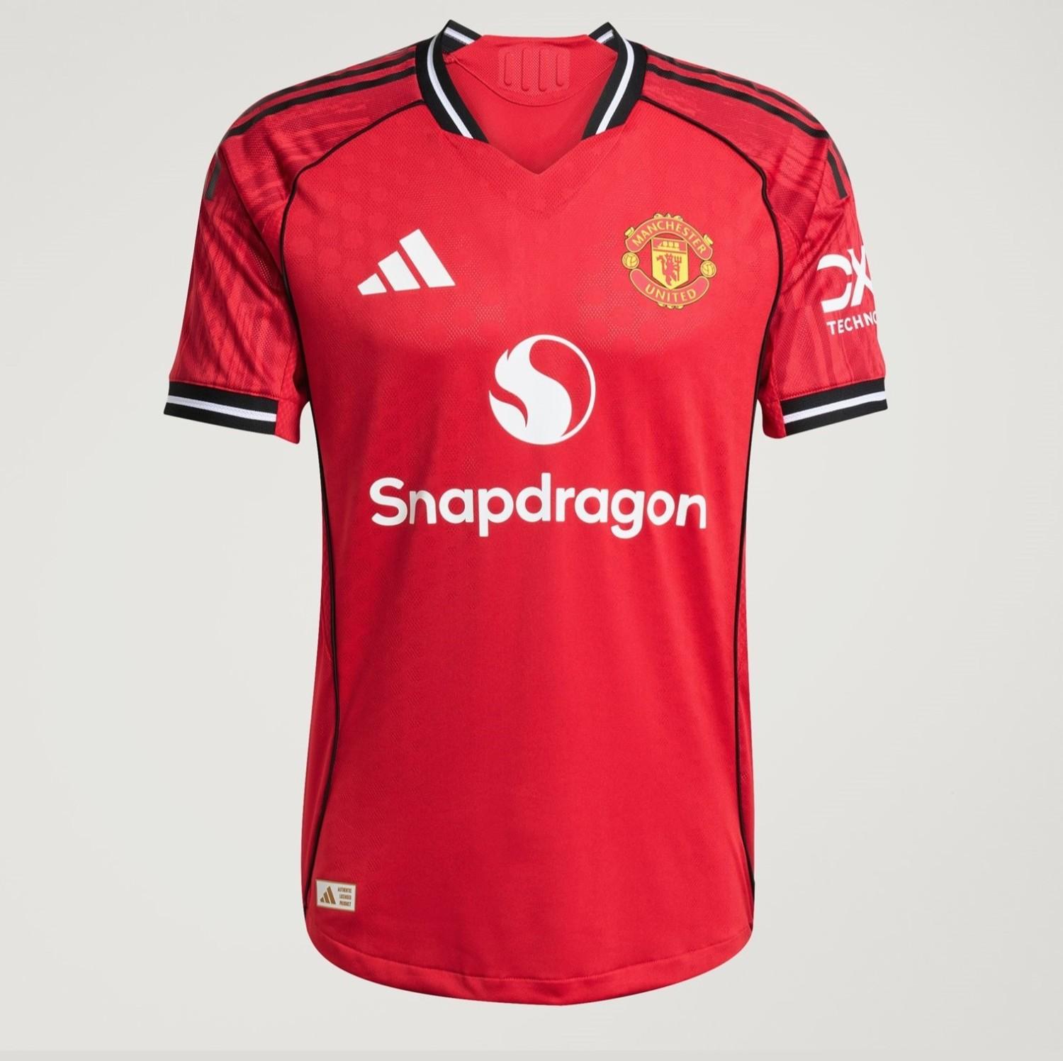 Manchester United  25/26 player kit half