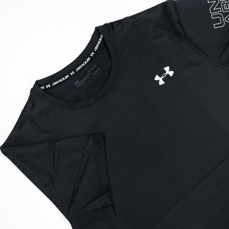 Under Armour Black Half-Sleeve T-Shirt