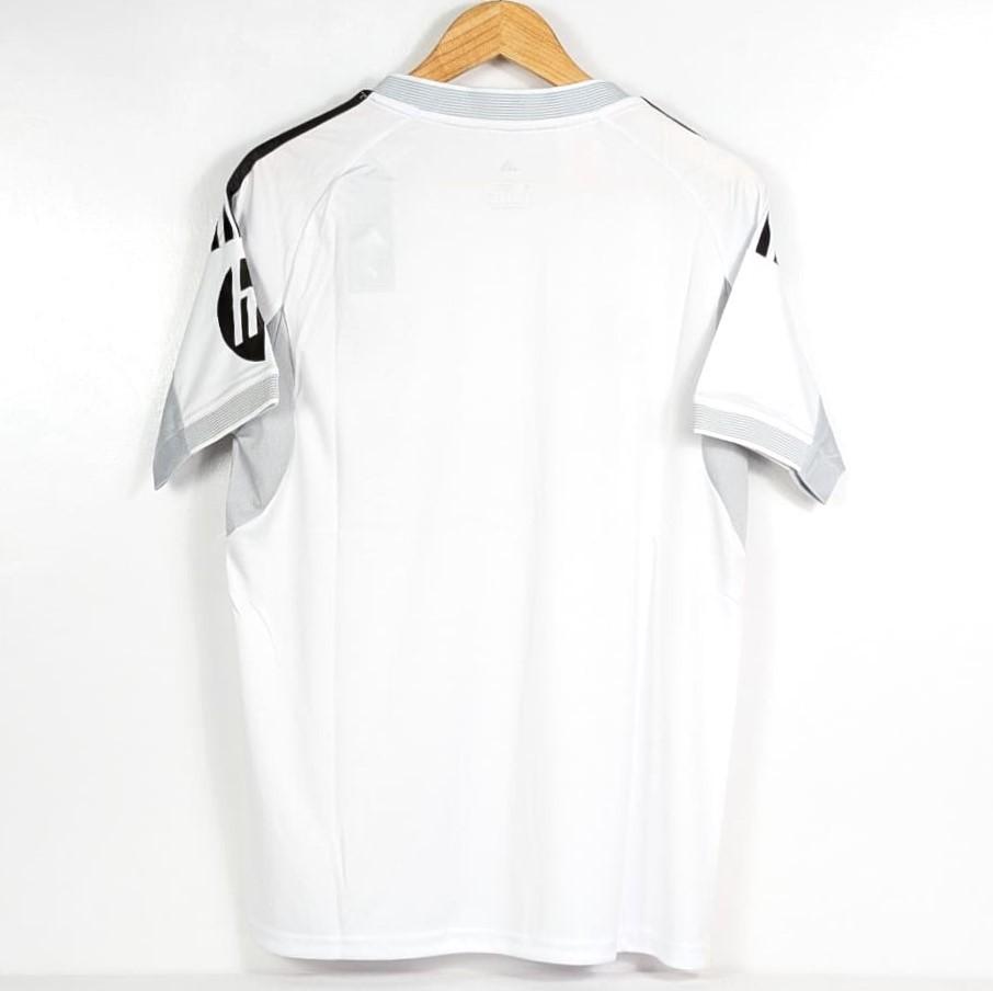 Real Madrid 25/26 Home Fan Kit half