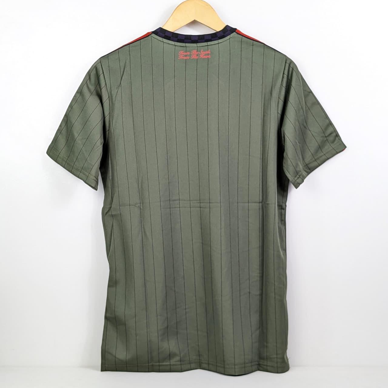 Fc Bayern Iconic   25-26  Kit Player  Half