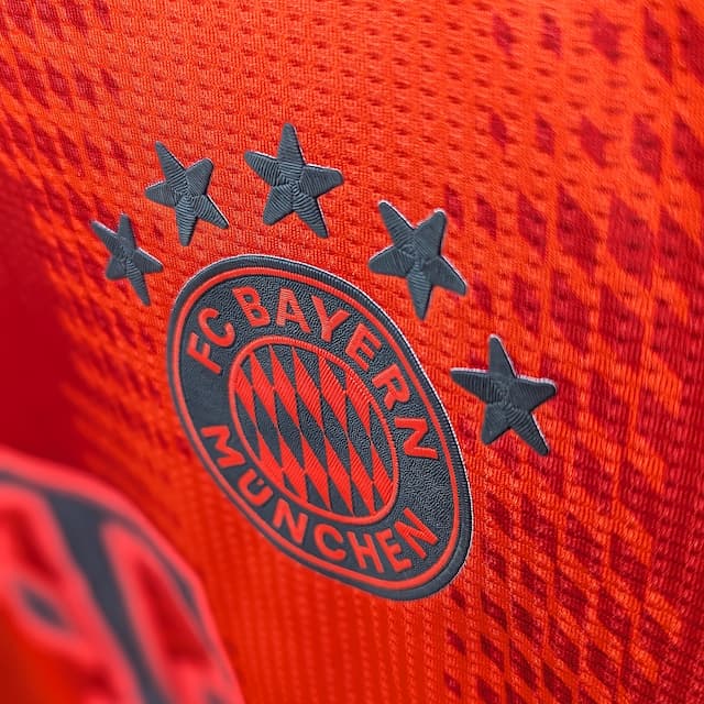 FC Bayern Munchen Home 24-25 Match Kit Player Version